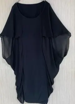 ワンピース 黒 フレアスリーブ 半袖 美品