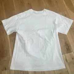 シンプル ホワイト Tシャツ　無地