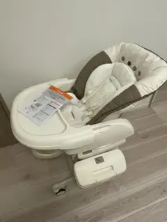 【美品】コンビ　ネムリラ AUTO SWING エッグショック