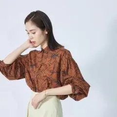 【美品】ROPÉ ペイントフラワー ボリュームスリーブ シャツブラウス 38