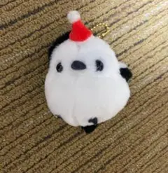 サンタ帽のペンギンぬいぐるみ