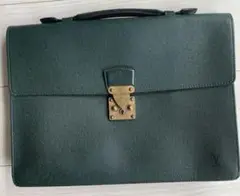 Item thumbnail for item 5b46a923-a49b-4b8c-b44a-2611ef201fc9