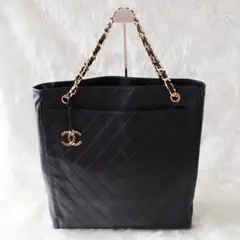 値下げセール【美品】CHANEL ビコローレ チェーントート CCマーク