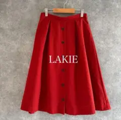 LAKIE（ラキエ）タック フレアスカート フロント飾りボタン