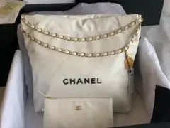 CHANEL ホワイトレザー ショルダーバッグ
