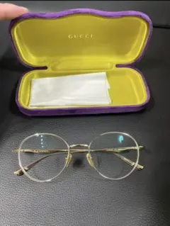 GUCCI ゴールドフレーム メガネ