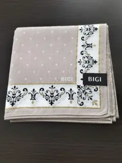 【新品・未使用✨】Bigi ベージュ ドット柄 ハンカチ