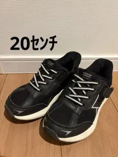 スパッとシューズ　20センチ