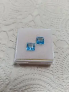 ブルートパーズ スクエア ファセットカット