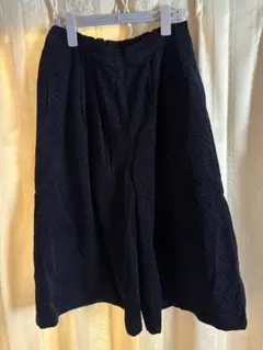 ドット柄 黒 コーデュロイ　キュロットパンツ　フリーサイズ