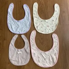 コットン製リボン付きスタイ4枚セット