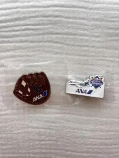 【新品未開封】ANA 野球グローブ型・飛行機型ピンバッジセット