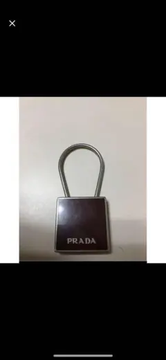 プラダキーホルダーM715 2025年最新】prada m715の人気アイテム - メルカリ