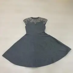 グレー ノースリーブ フレアワンピース