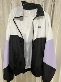 Item thumbnail for item 28a735e5-23e7-4bd1-88d2-961b1141a2d0