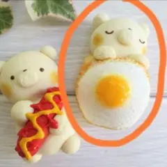 シロクマのお昼寝パンキーホルダー ハンドメイド フェイクフード 樹脂粘土