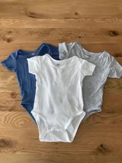 H&M ベーシック　オーガニックコットン　半袖ロンパース 3枚セット