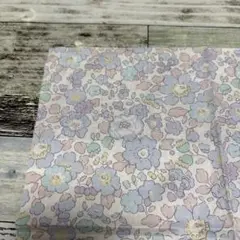 リバティ 31×27cmほど