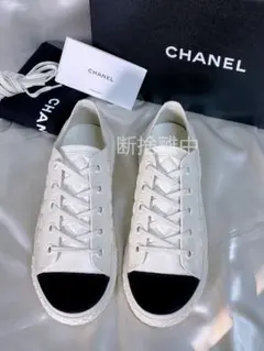 CHANELシャネル キルティング スニーカー