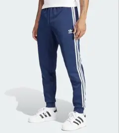 adidas アディダス　ネイビー トリプルストライプ ジョガーパンツ