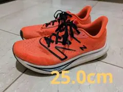 New Balance FuelCell Rebel v3 オレンジメンズ