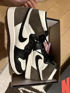 NIKE AIR JORDAN1ダークモカ