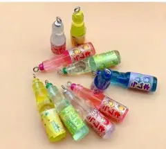 ミニチュアコーラ&レモネードボトルペンダント 10個セット