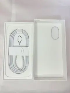 【iPhone 16白 空箱】純正充電ケーブル付き即買い⭕️