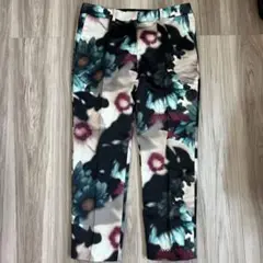 ENFOLD フラワープリント スリムフィットパンツ