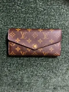 ヴィトン 長財布 イニシャルあり