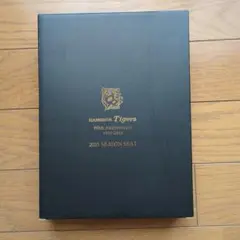 HANSIN Tigers 90周年記念 歴代優勝ペナント型ピンバッジセット