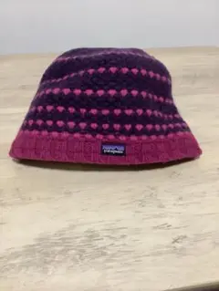 Patagonia ウールニット帽 紫・ピンク