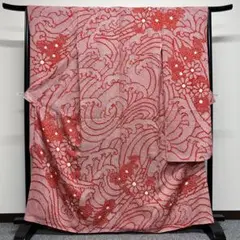 赤色の総刺繍の振袖 波に菊 着物 本絞り