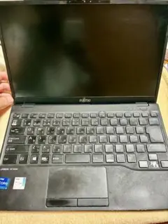 【ボロボロ、激安！】富士通 LIFEBOOK UH-X/E3 世界最軽量634g