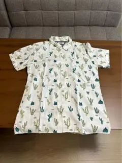 TOMMY JEANS サボテン柄 半袖シャツ
