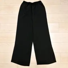 GU ジーユー　イージーワイドパンツ