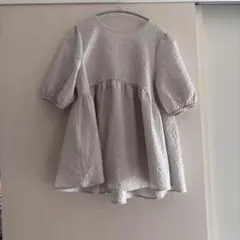 神戸レタス エンボス ジャガードブラウス ベージュ