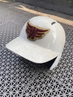 バッター用ヘルメット ホワイト エンブレム付き