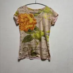 花柄 半袖Tシャツ M-Lサイズ