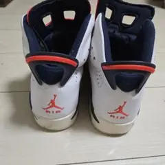 Air Jordan 6 ホワイト/グレー/ネイビー/レッド