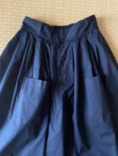 ブラックギャザーパンツ