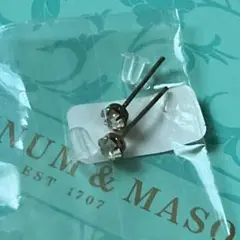 ピアス　シンプル