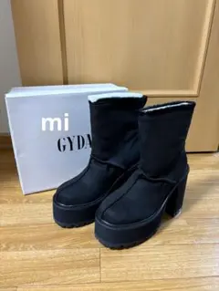 Item thumbnail for item d9eb2f5b-89d5-454d-b034-c338990bcffa