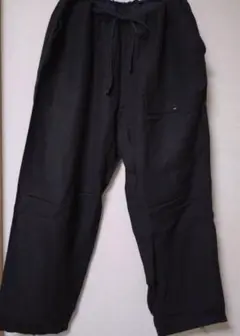 COMOLI ヴィスコースリネンドローストリングパンツ