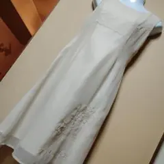 Rue de B (リューデベー)アイボリー ノースリーブ ワンピース