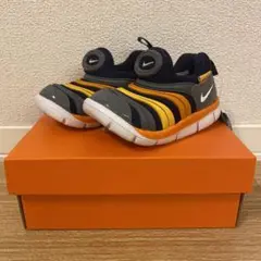 新品Nike ダイナモ フリー