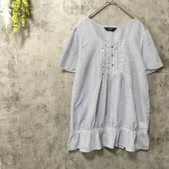 ギャローリア　半袖トップス　フレアTシャツ　ボーダーカットソー　フリル　ボタン飾