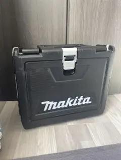 Item thumbnail for item 20219884-560b-496b-9d2d-8337562e2fdd