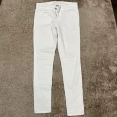 American Eagle ホワイトスキニージーンズ