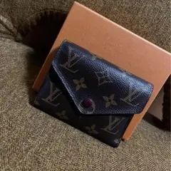 ルイヴィトン モノグラム 折り財布 ヴィクトリーヌ